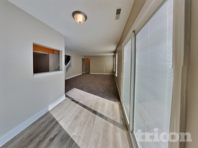 Building Photo - 277 N Odell St