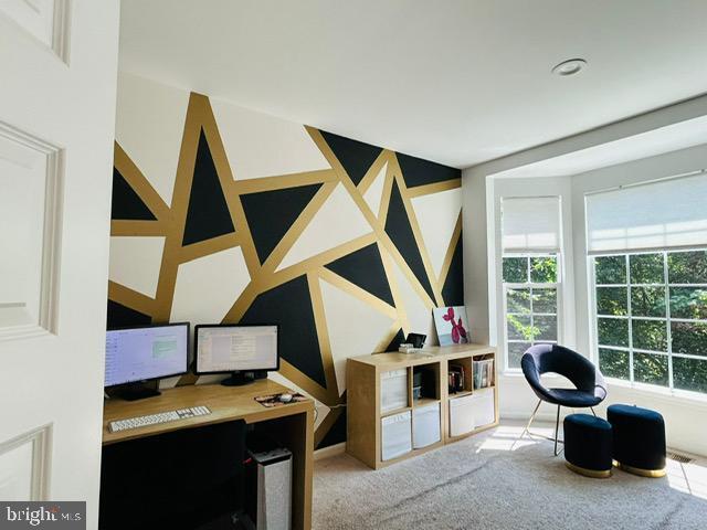 Foto del edificio - 6521 Pebble Brooke Rd
