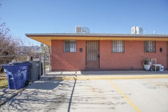 Building Photo - 4031 Thomason Ave