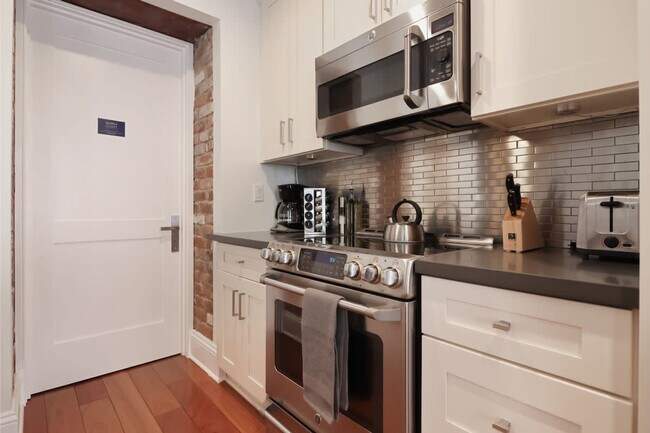 Foto del edificio - 822 Perdido St