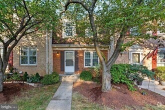 Building Photo - 22358 Mayfield Terrace