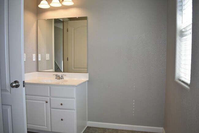 Building Photo - 8137 Astaire Ln