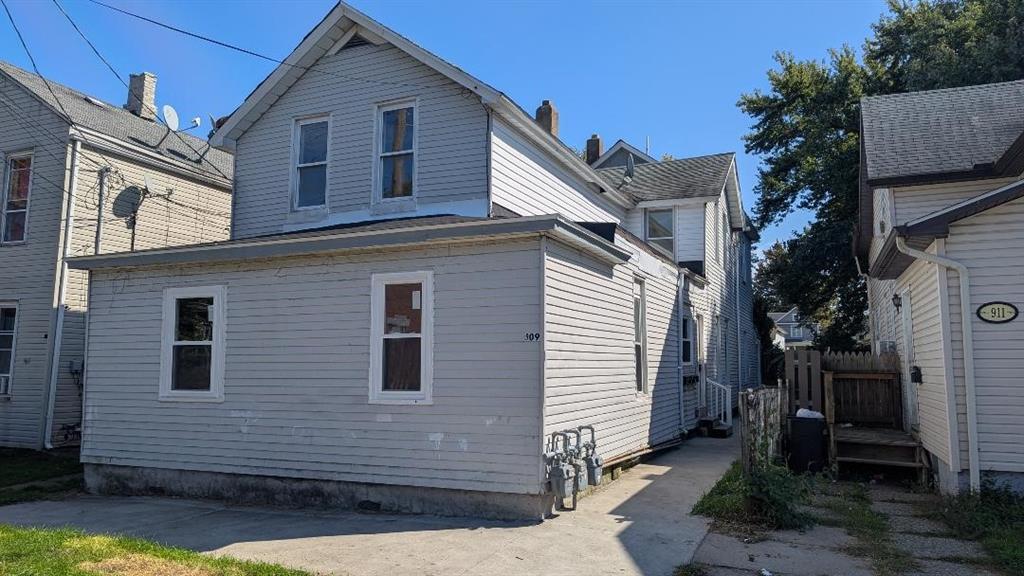 Foto principal - 909 W 17th St