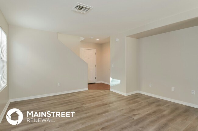 Foto del edificio - 6960 Lady Thumb Ln