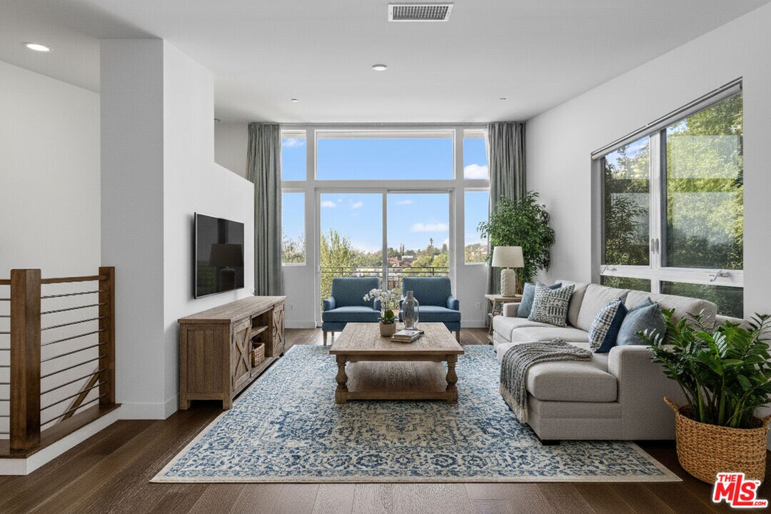 Foto principal - 1912 Liberty Ct