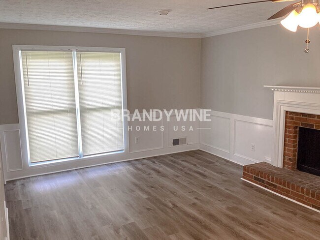 Building Photo - 3030 Hampton Ridge Way