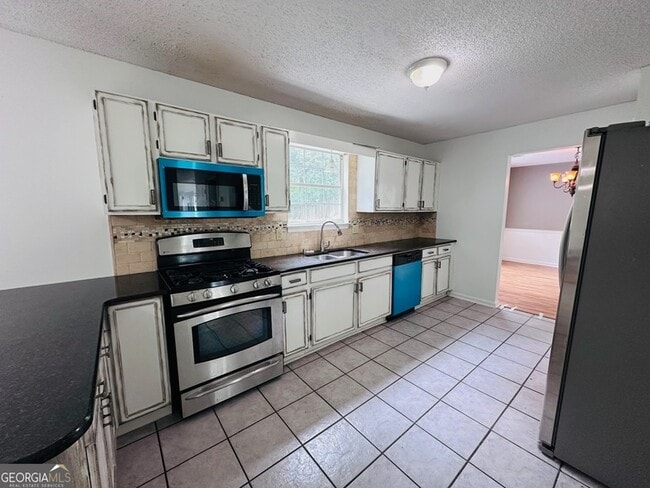 Building Photo - 1900 Rocksram Dr