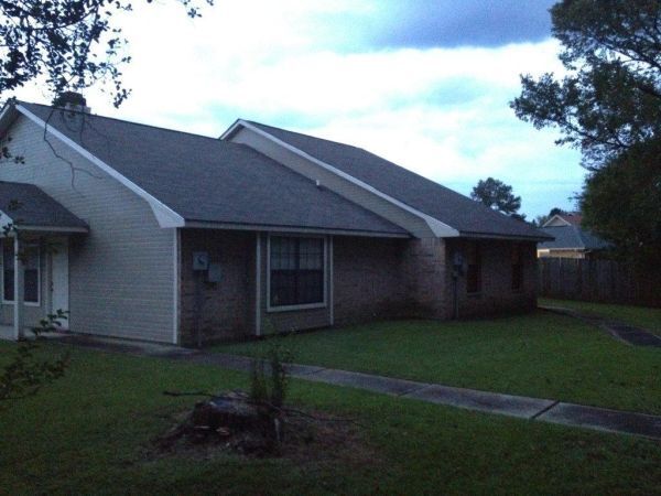 Foto principal - 5236-5240 Berryville Ct
