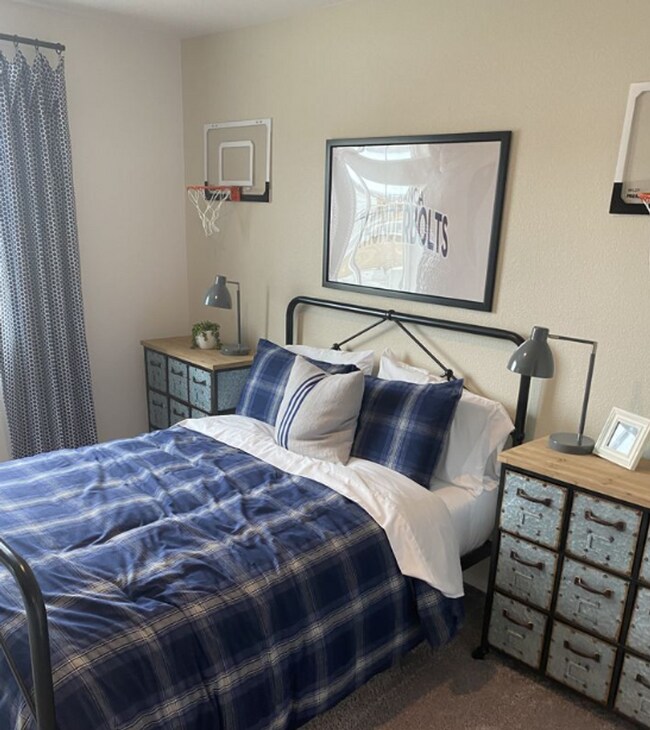 Foto del edificio - For Rent in Kiley Ranch – Bright, Spacious...
