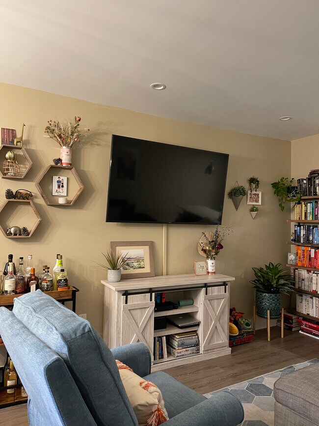 Building Photo - 58 T St NW