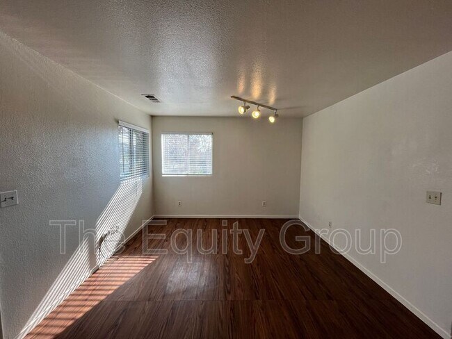 Building Photo - 120 E Henderson Ave