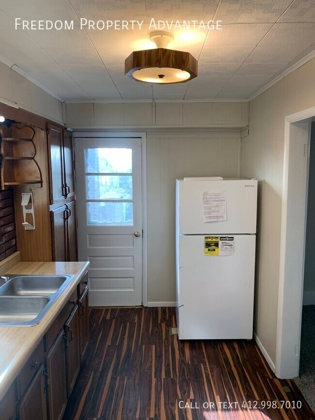 Foto del edificio - 1405 Highland Ave