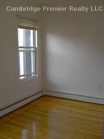 Primary Photo - 103 Sciarappa St