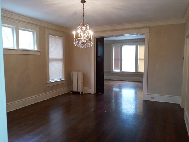 Building Photo - 1394 Carr Ave
