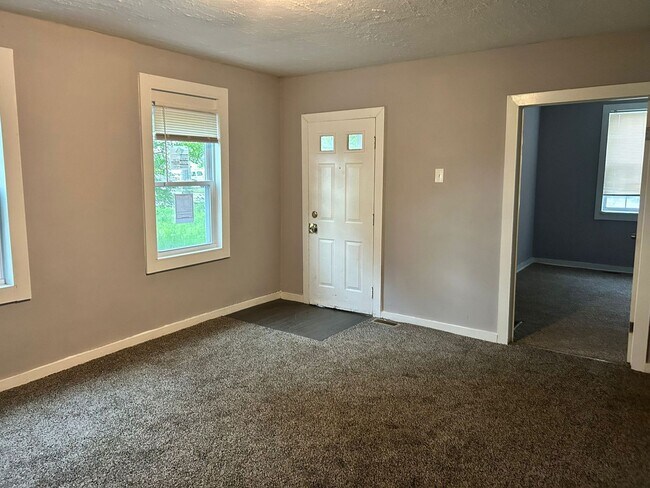 Foto del edificio - Charming & Affordable Cleveland Home with ...