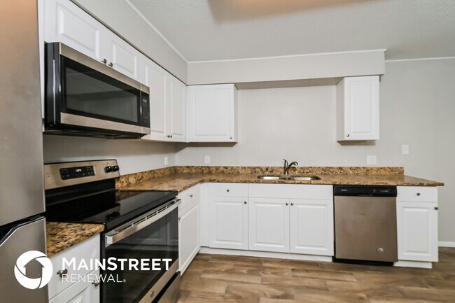 Foto del edificio - 2836 Orchid Ln