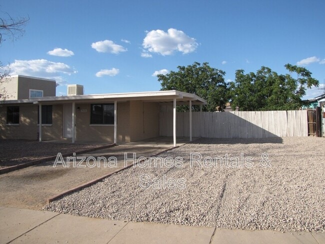 Building Photo - 7631 E Apple Tree Dr