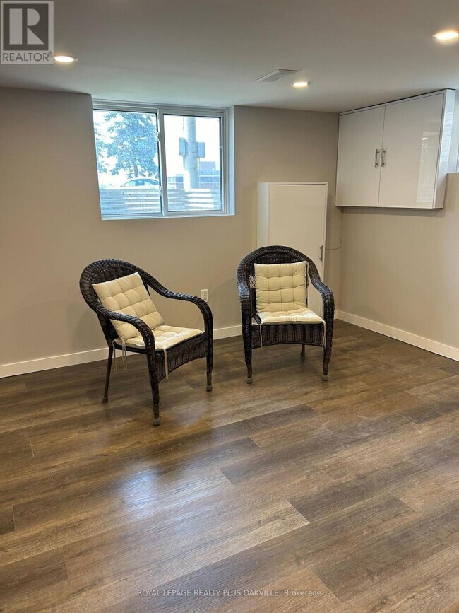 Photo du bâtiment - 269 West 5th Street