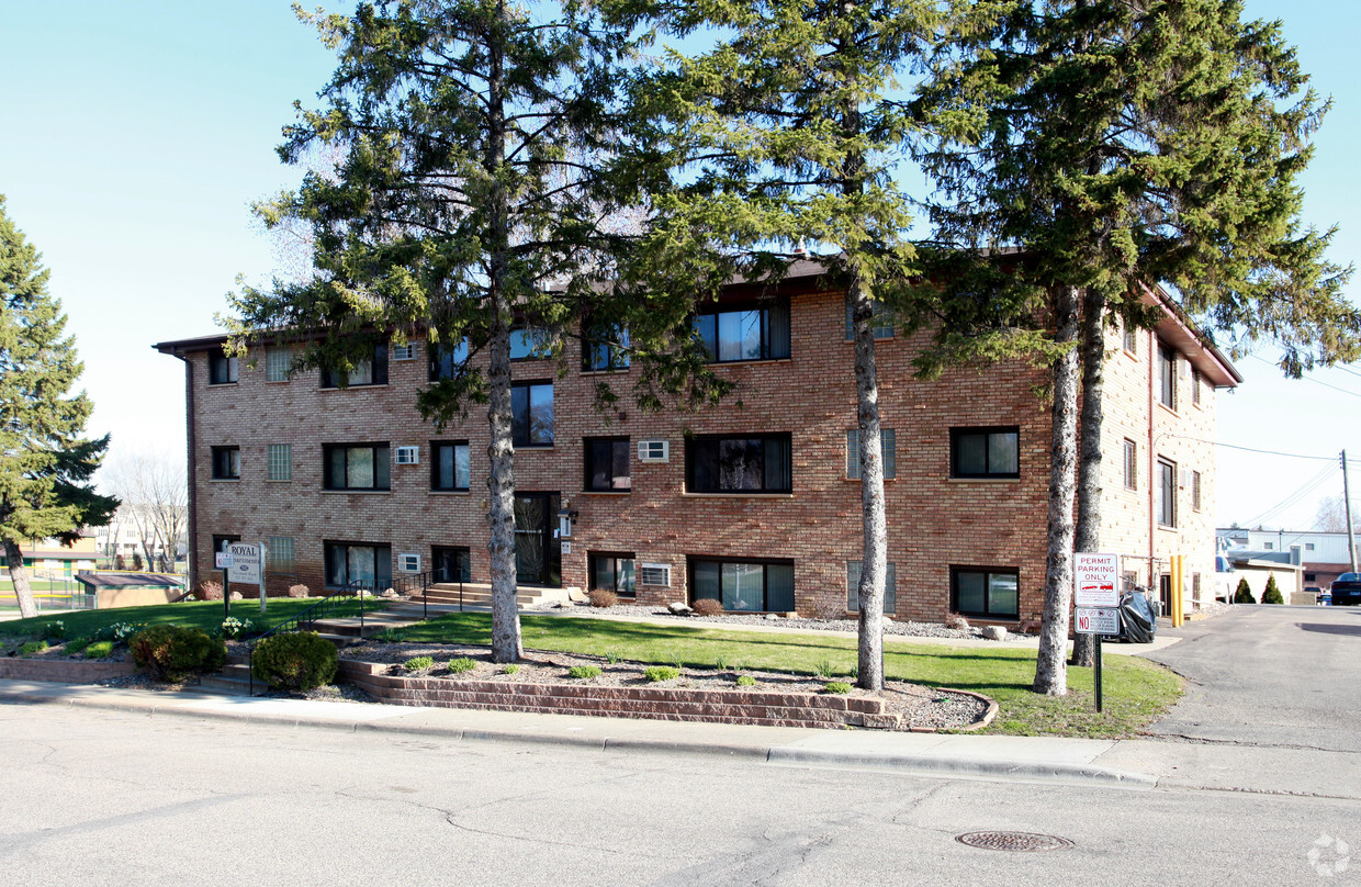 Foto del edificio - Royal Apartments -Mound