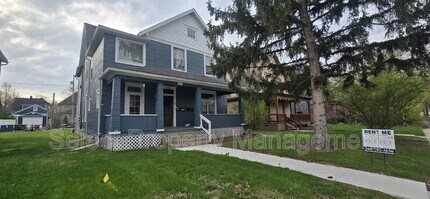 Building Photo - 926 Columbia Ave