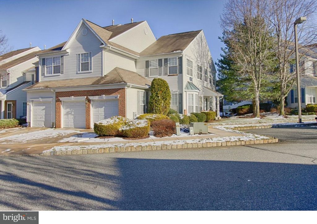 Primary Photo - 4041 Hermitage Dr