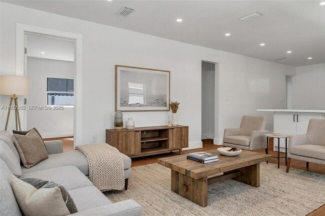 Photo - 1046 Jann Ave House