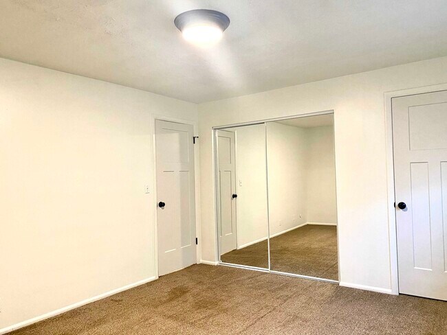 Foto del edificio - 359 N 100 W