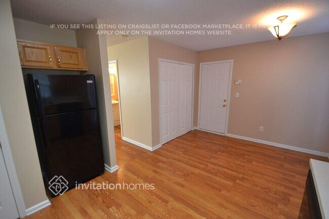 Foto del edificio - 3517 Lusby Ct