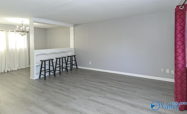 Foto del edificio - 6015 Kimbrell Ln NW