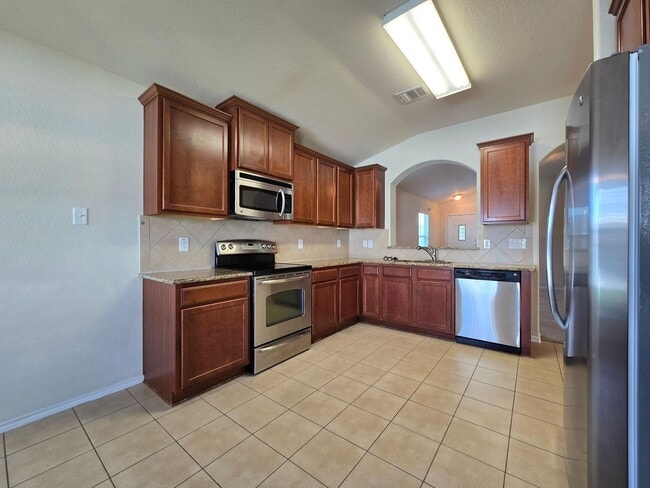 Building Photo - RENT REDUCTION - AVAILABLE NOW!