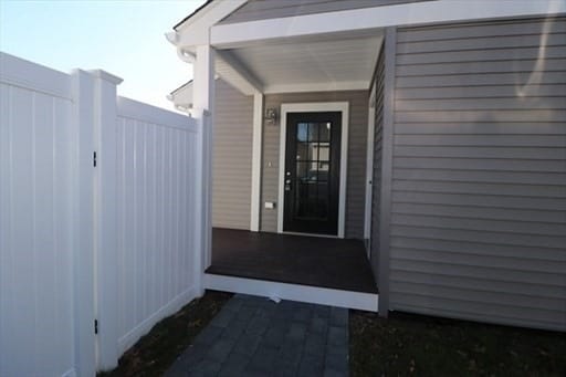 Photo - 848 Washington St House