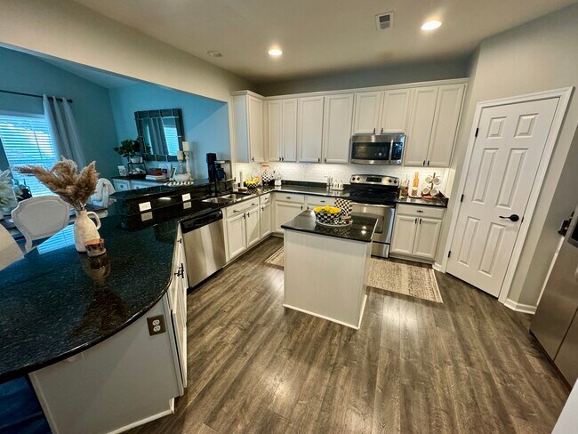 Foto del edificio - 11033 Hat Creek Ln