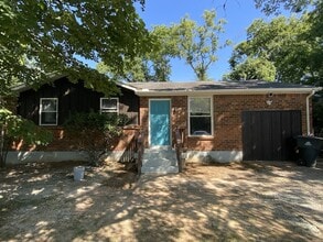 Building Photo - 3232 Hinkle Dr