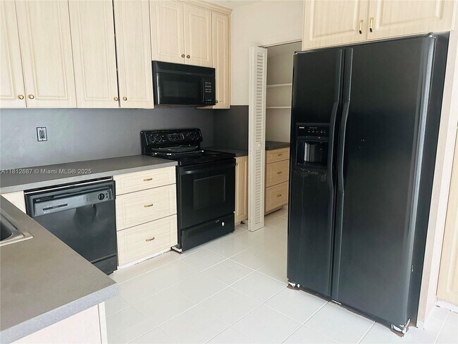 Foto del edificio - 5133 SW 43rd Terrace