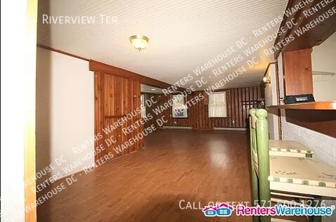 Primary Photo - 3Bd/1.5Bth brick rancher in the sought-aft...