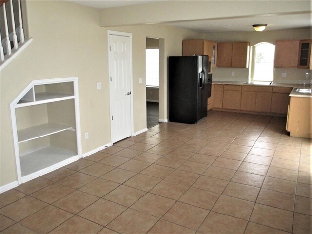 Foto del edificio - 5562 Perth Court