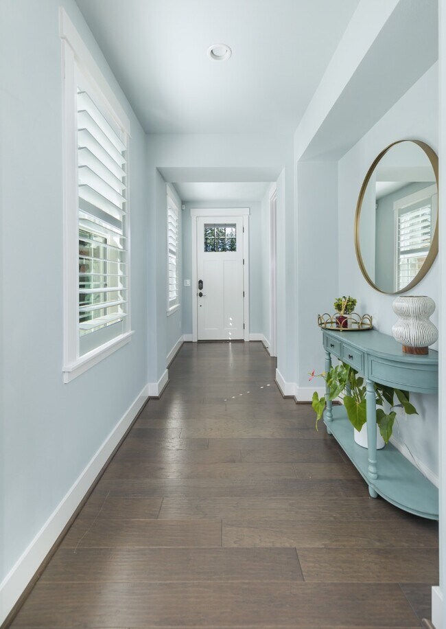 Foto del edificio - 13217 57th Ave Ct NW