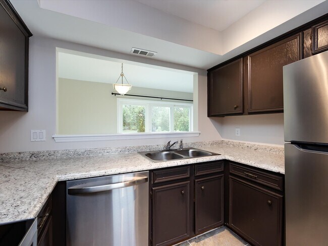 Foto del edificio - 7811 Davinci Ln