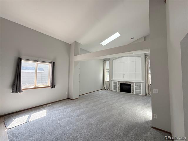 Foto del edificio - 8773 Pochard St