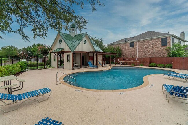 Building Photo - 2901 Pecan Grove Dr