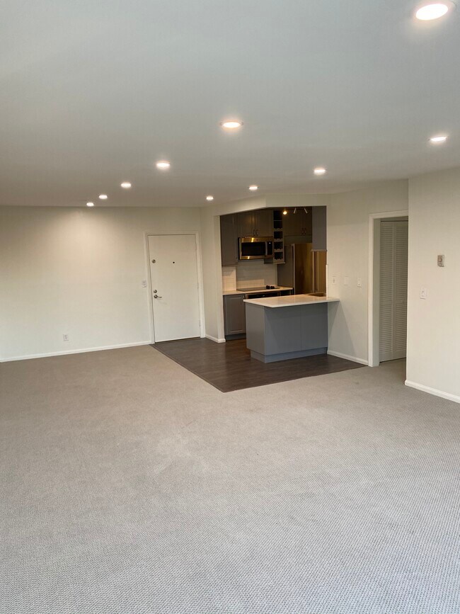 Foto del edificio - 7740 Redlands St