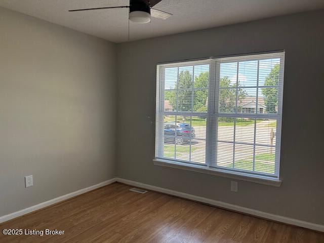 Building Photo - 6925 Colrain Cir