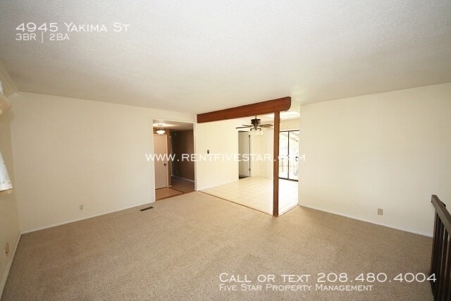 Building Photo - RARE Vacancy! This 3 bedroom 2 bathroom ho...