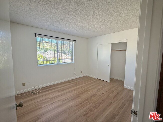 Foto del edificio - 207 E Ave 39
