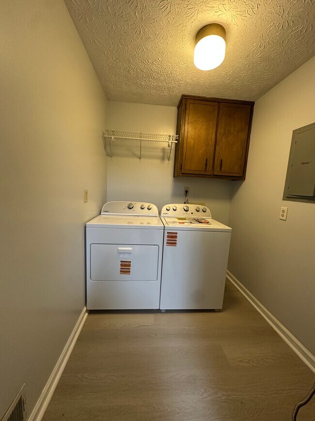 Foto del edificio - 4304 Riverside Dr SW