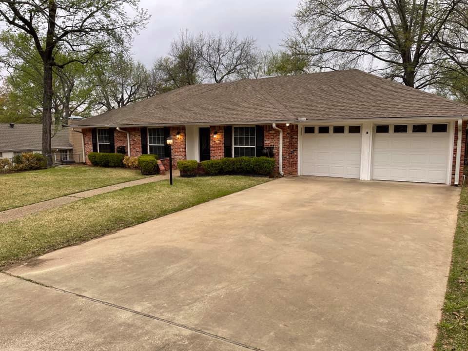 Primary Photo - 1120 Lancashire Dr
