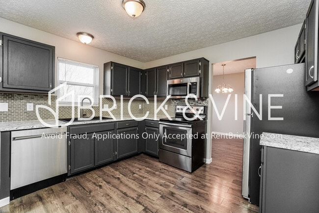Building Photo - 1510 Patricia Dr