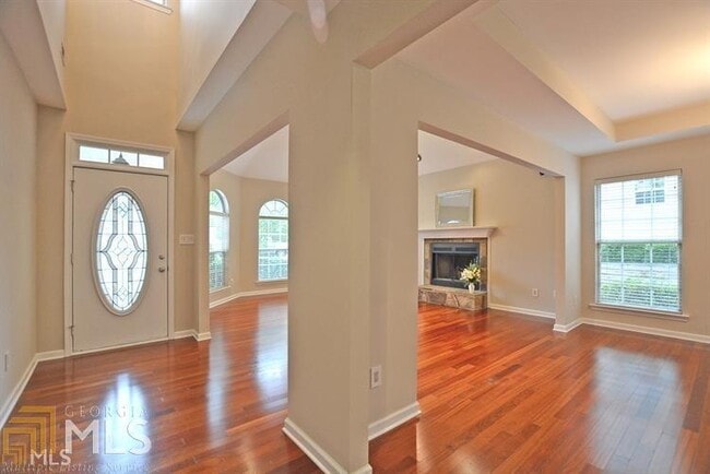 Foto del edificio - 239 Turnbridge Cir