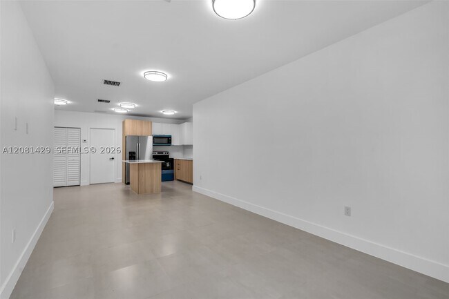 Building Photo - 6500 NW 21st Ave