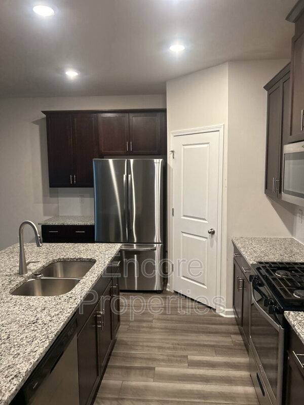 Building Photo - 4026 Passenger Pl